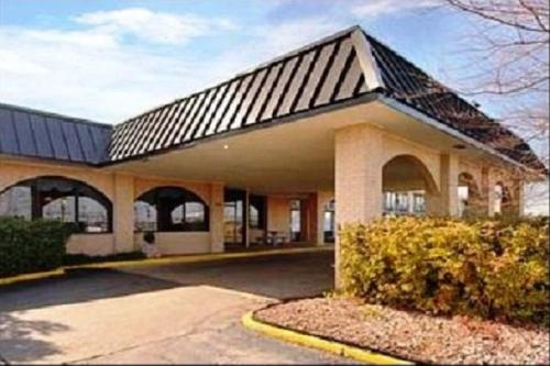 . Motel 6-Natchitoches, LA