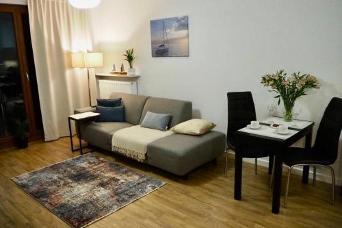 Sunny apartment in Wilanów close Town Hall, Palace, Варшава