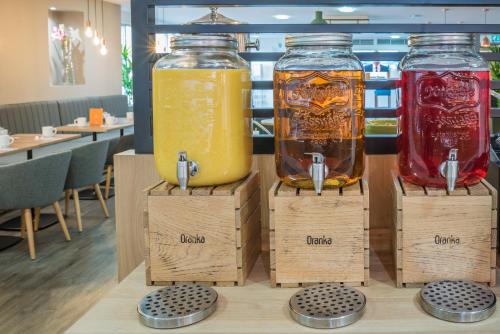 Holiday Inn Manchester West an IHG Hotel - image 14