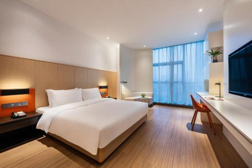 room detail thumbnail 0