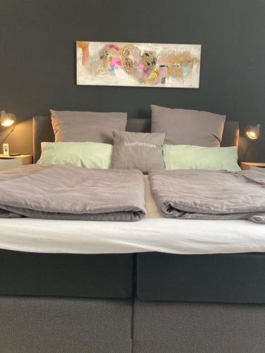 Living at Saarpartments -Adults only- 2 Bedroom, Netflix - Business & Holiday Apartments for Long- a 1.7km von Rastpfuhl entfernt