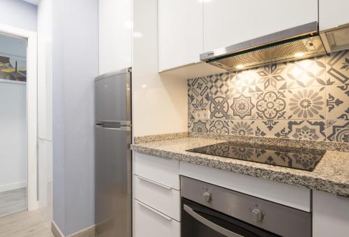 Soho Premium 3 bedrooms apartment - image 13