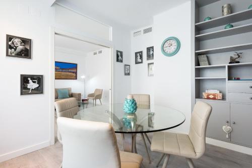 Soho Premium 3 bedrooms apartment - image 7