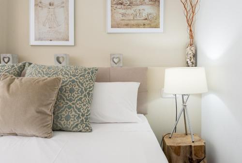 Soho Premium 3 bedrooms apartment - image 12