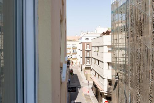 Soho Premium 3 bedrooms apartment - image 4