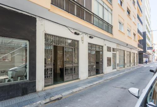 Soho Premium 3 bedrooms apartment - image 2