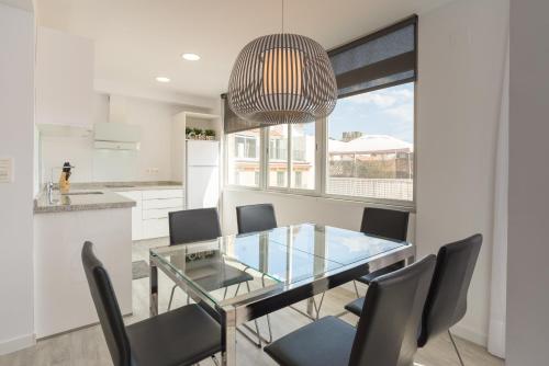 Urbe10 Angel Ganivet 2 Bedrooms Apartment - image 3