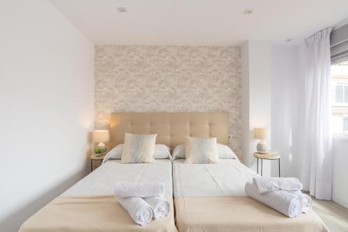 Urbe10 Angel Ganivet 2 Bedrooms Apartment - image 11