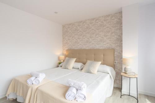 Urbe10 Angel Ganivet 2 Bedrooms Apartment - image 2