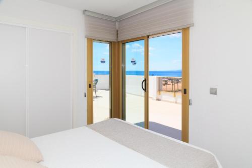 UHC ACACIAS APARTMENTS SALOU - image 5