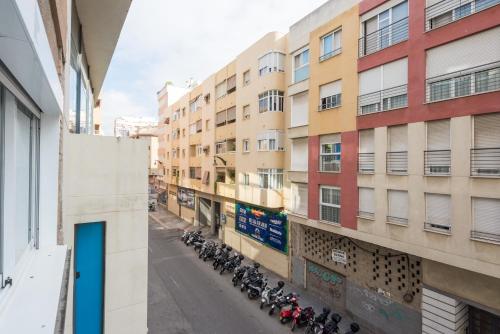 Puerto de Málaga Premium 3 Bedrooms Apartment - image 2