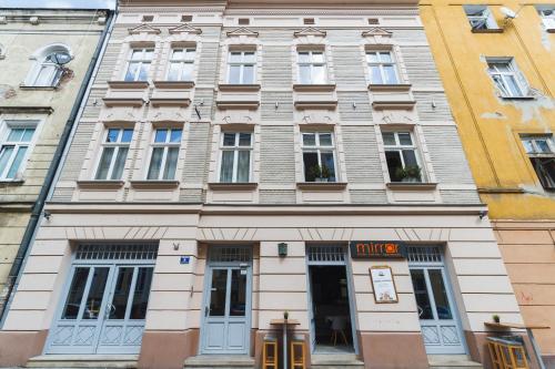 Deluxe Apartments Kraków Brzozowa by Noclegi Renters, Cracovie (photo 2)