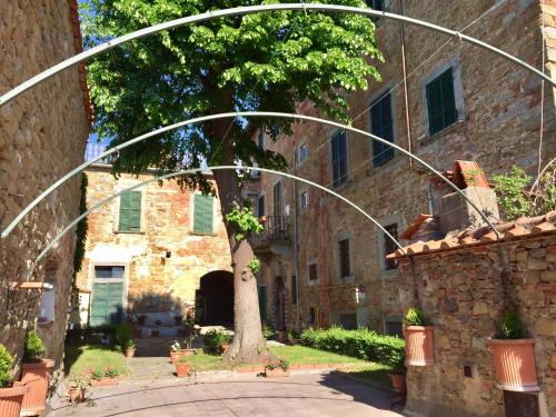 Зовнішній вигляд готелю, Suite Romantica con Giardino in Dimora Storica - Camera e Appartamento - B&B Palazzo Robicci in Кастільон Флорентіно