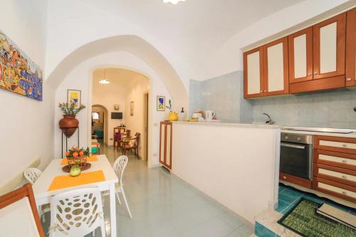 Atrani Apartments on the Amalfi Coast, air-purified, close to the beach and easy access 5