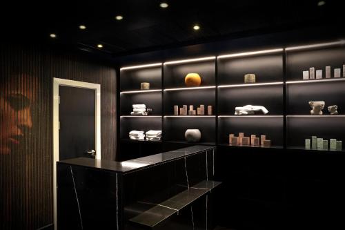 NYX Hotel London Holborn by Leonardo Hotels - image 8