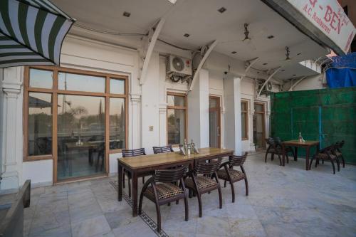 Étterem, Ganga Heritage By Howard in Kharkhari