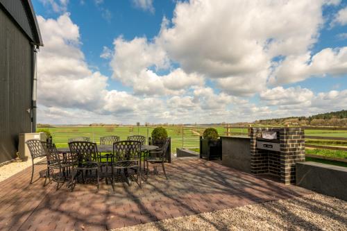 บริการและสิ่งอำนวยความสะดวก, Lower Lodge Barn in อัลเชสเตอร์