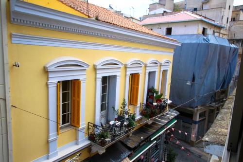 The monumental house 2