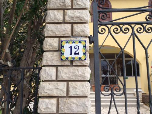 Orlando Vacanze Camere – Erice, CA