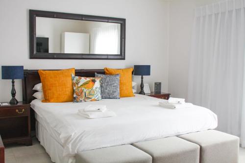Deluxe Room image 8