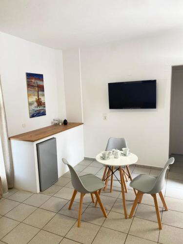 CORALLI BEACH HOTEL - image 3