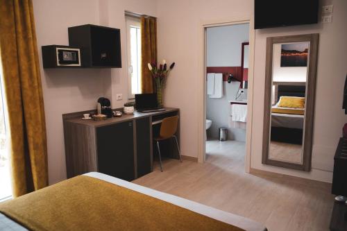 1 queen bed