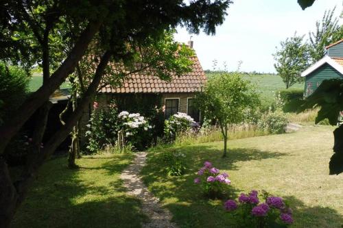  The Cottage - 2 persoons cottage nabij strand en meer in Zonnemaire