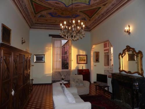 Palazzo degli Armatori appartamento storico