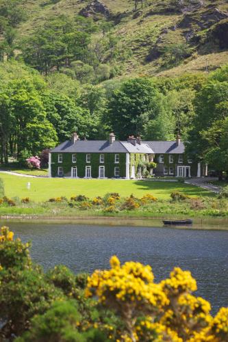 Delphi Lodge - main image