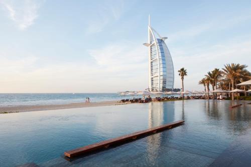 ชายหาด, จูเมราห์ มีนา อัล ซาลาม ดูไบ (Jumeirah Mina Al Salam Dubai) near ซูค มาดินัต จูไมราห์