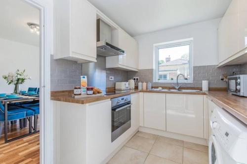 Stylish townhouse in the heart of Summertown