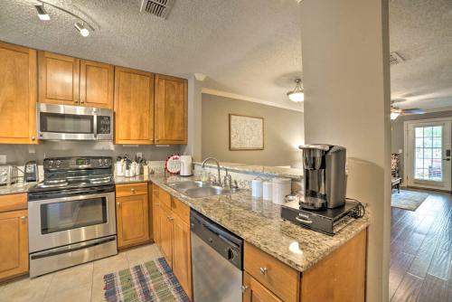 Contemporary Oxford Condo - Walk to Ole Miss! - image 3