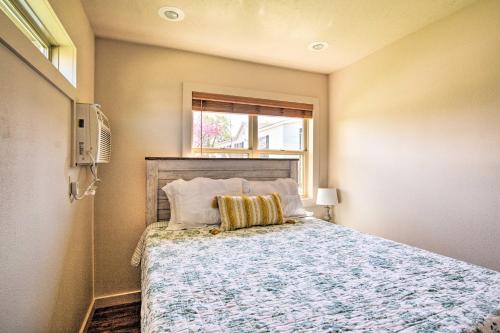 Resort Cabin with Nearby Pool and Lake Access! Resort Cabin with Nearby Pool and Lake Access!