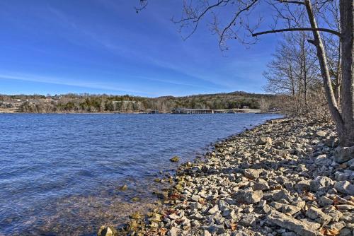 Resort Cabin with Nearby Pool and Lake Access! Resort Cabin with Nearby Pool and Lake Access!