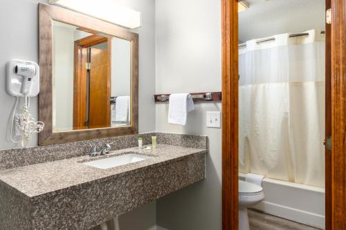 2 double beds