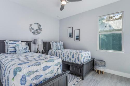 5541 Palmetto Street by Coastal Vacation Properties