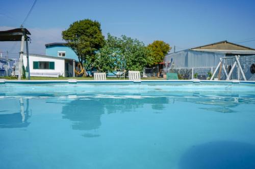 Costanova Surfhouse 3