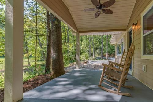 Knobby Creek Cottage - image 6