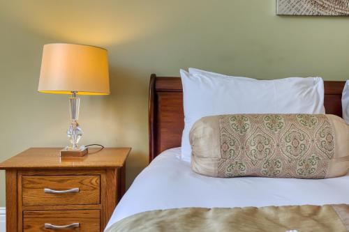 1 queen bed