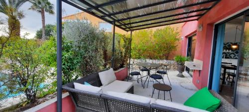 La Grenotte au Castellet - Le Castellet