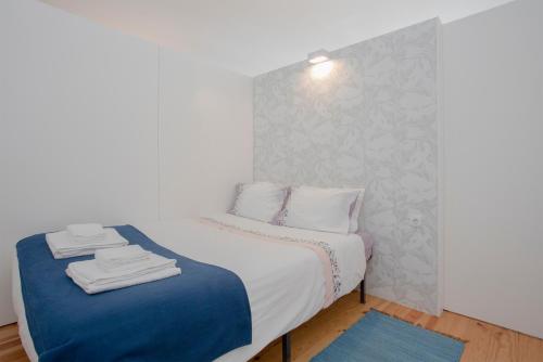 Liiiving In Porto | Bolhão Market Apartments, Porto (fotografie 3)