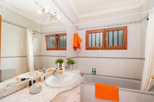 Villa Nazaret by Villa Plus - image 12