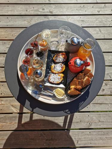 อาหารและเครื่องดื่ม, Le Volcan des Sens, chambres d'hotes de luxe et SPA privatif in แซงต์ เนกแตร์