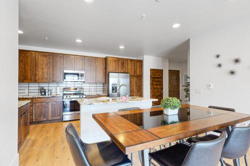 Blue River Flats Condos in Silverthorne, USA