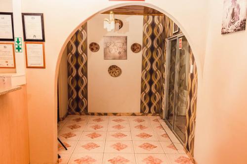 外観, APICAL GUESTHOUSE in マウン