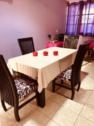 บริการและสิ่งอำนวยความสะดวก, El paraíso de Zacatlán, Departamento con Terraza, 10 pax (El paraiso de Zacatlan, Departamento con Terraza, 10 pax) in กอล เซนโตร กัวติลุลโก