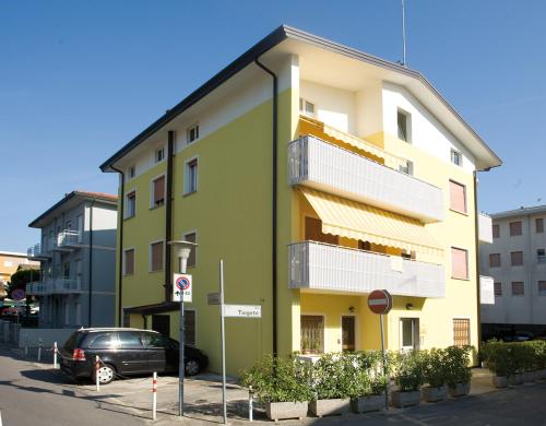  Apartments in Bibione 24556, Pension in Bibione