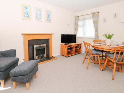 Broadclyst Cottage - image 14