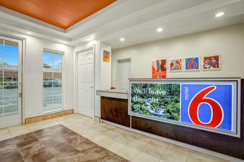 Lobby, Motel 6 Marysville, CA in Marysville (CA)
