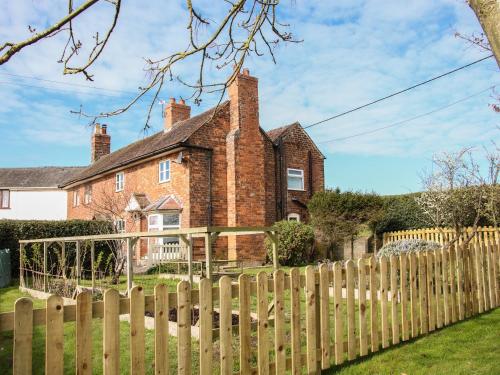 1 Royal Oak Cottages - image 5